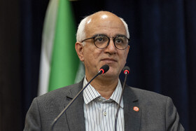 سخنرانی مرتضی ضرابی، مدیرعامل شرکت فناوری بنیاخته های رویان در همایش تخصصی سلول‌های بنیادی خون بند ناف