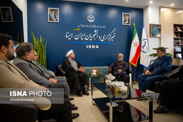 نسل زد و بازگشت به مسجد/عبادت کافی نیست، خدمت میخواهیم!