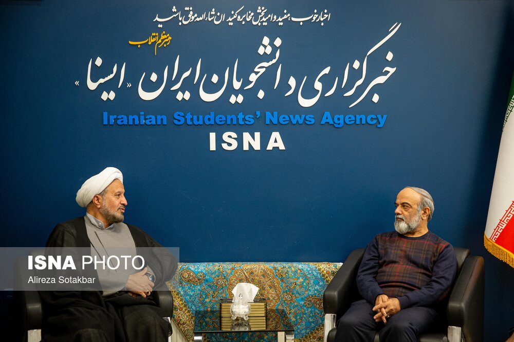 مسجد فقط جای نماز نیست