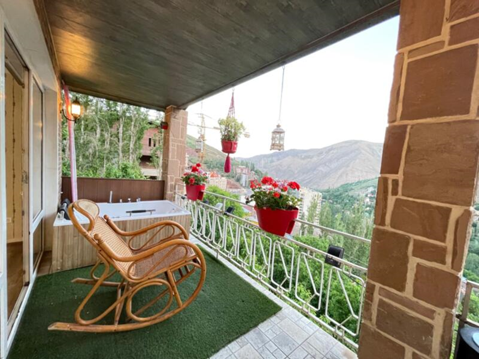 بررسی بازار رزرو ویلا در تهران از سایت میهمان شو