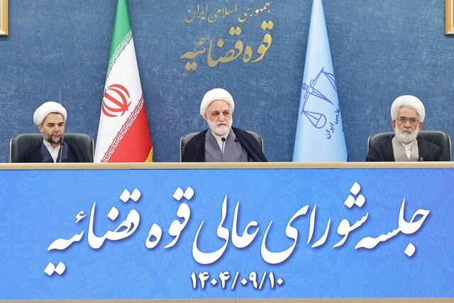 صدور حکم قطعی مشاور وزیر پیشین راه/آخرین وضعیت پروندههای شبنم نعمتزاده و بانک آینده/بازداشت ۷ نفر از عوامل یک برنامه در فضای مجازی