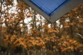 آسمان پرتلاطم یزد؛ از بارش باران تا وزش باد شدید