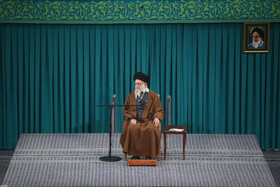 دیدار هزاران نفر از زنان و دختران با رهبر انقلاب