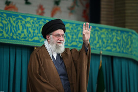 دیدار هزاران نفر از زنان و دختران با رهبر انقلاب