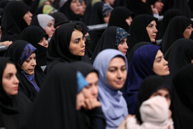 دیدار هزاران نفر از زنان و دختران با رهبر انقلاب