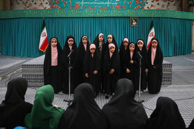 دیدار هزاران نفر از زنان و دختران با رهبر انقلاب