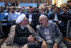 احمد مسجد جامعی در آئین رونمایی مجموعه‌ٔ اسناد داخلی و خارجی