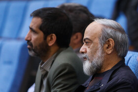 علی نادعلیزاده، مدیرعامل ایسنا در آئین رونمایی مجموعه‌ٔ اسناد داخلی و خارجی