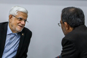 محمدرضا عارف، معاون اول رییس جمهور و علی منتظری رییس جهاد دانشگاهی کشور در جلسه شورای جهاد دانشگاهی