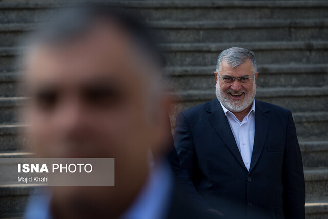 اصلاح قیمت مرغ/توضیح درباره تغییرات سهمیه کارت سوخت/توصیه وزیر بهداشت به گروه‌های پرخطر