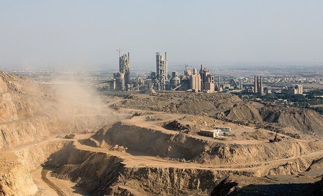 ساخت کارخانههای سیمان چگونه اکوسیستم زاگرس را مختل میکند؟