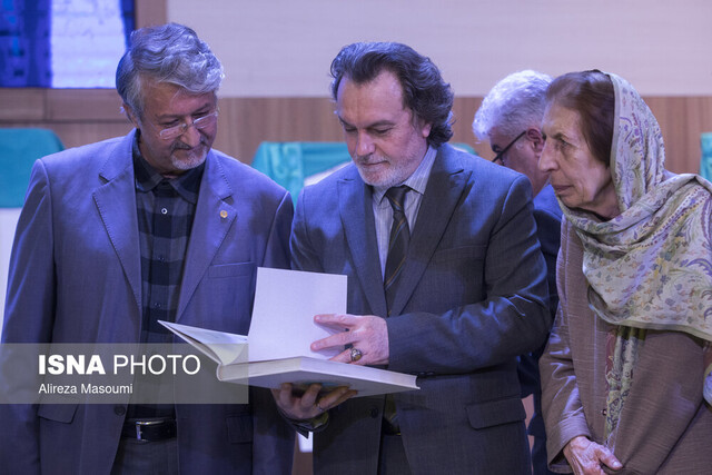 دیگر تردیدی نخواهد بود که مقبره شمس در خوی است