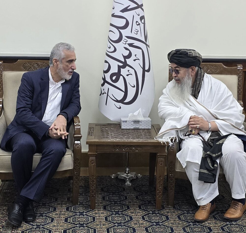 سفر یک مقام وزارت بهداشت به افغانستان