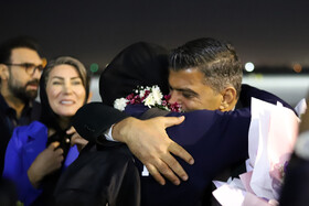 مراسم استقبال از آتوسا گلشادنژاد اولین دارنده مدال طلای کاراته جهان