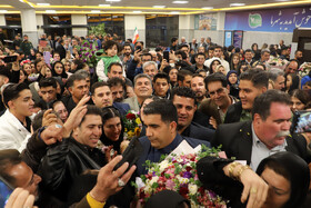 مراسم استقبال از آتوسا گلشادنژاد اولین دارنده مدال طلای کاراته جهان