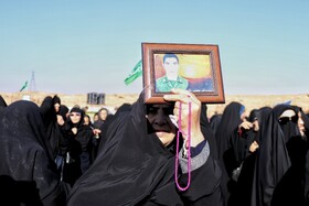 مراسم تشییع و تدفین پیکر مطهر شهید گمنام ۱۸ساله دفاع مقدس در همدان