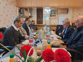 رئیس هیئت مدیره مجمع عالی خیرین استان: بانک اطلاعاتی خیرین فارس تدوین شود