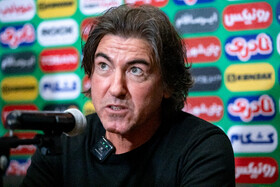 نشست خبری ریکاردو ساپینتو، سرمربی استقلال پیش از دیدار با پرسپولیس