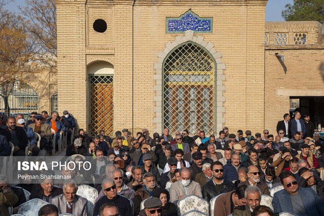 یادکردی از استاد جلالالدین تاج اصفهانی در تخت فولاد اصفهان