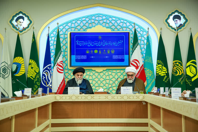 تولیت آستان قدس رضوی: زیارت امری جریان‌ساز است