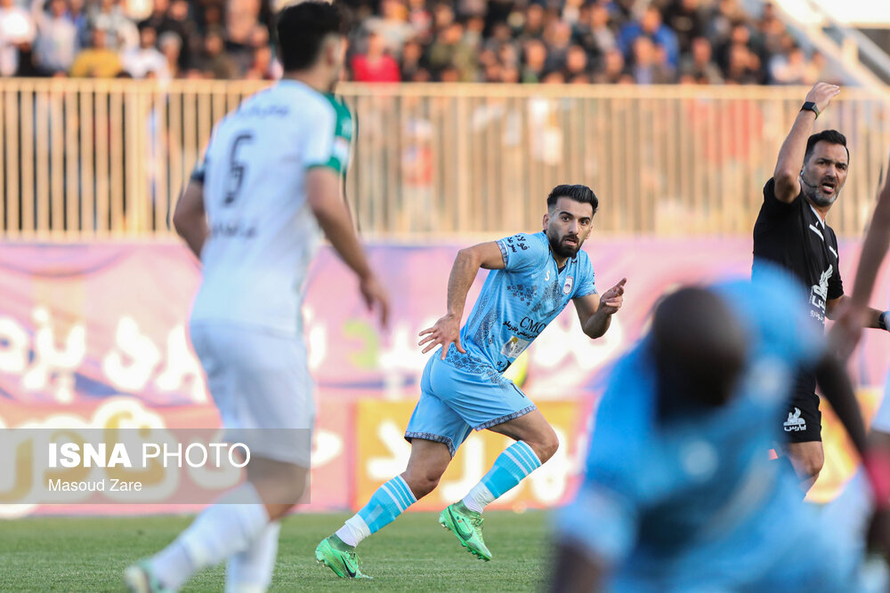 نخستین دوئل لیگ برتری فجر و چادرملو/جدال دو همسایه برای فرار از بحران و رسیدن به صدر نشینی