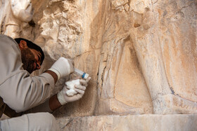 «تزریق» برای استحکام« نقش برجسته ها »از گسل تا مرمت محوطه جهانی  نقش رستم -شیراز