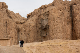 از گسل تا مرمت محوطه جهانی  نقش رستم -شیراز