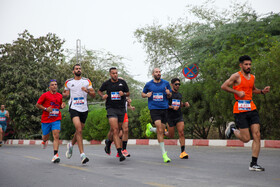 بیش از پنج هزار ورزشکار در ماراتن کیش دویدند