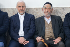 محمدباقر قالیباف، رئیس مجلس شورای اسلامی و پدر ایشان در افتتاح خانه کشتی شهر طرقبه