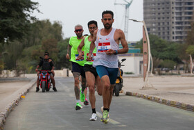 بیش از پنج هزار ورزشکار در ماراتن کیش دویدند