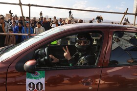 برگزاری رقابت اتومبیل رانی (درگ۴۰۰ متر )در بجنورد