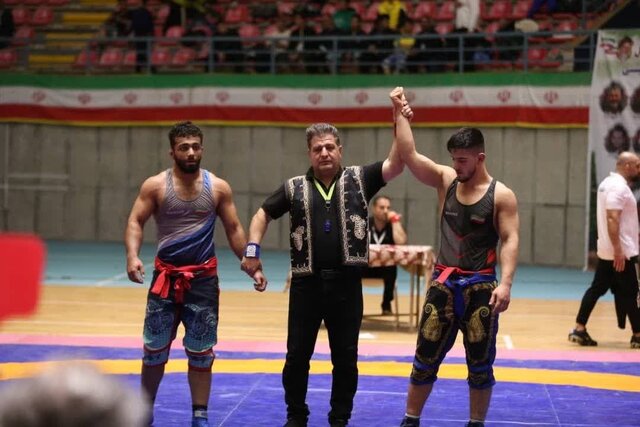 عکس تزئینی است. قمهکشی هولناک در سالن کشتی نهاوند + فیلم