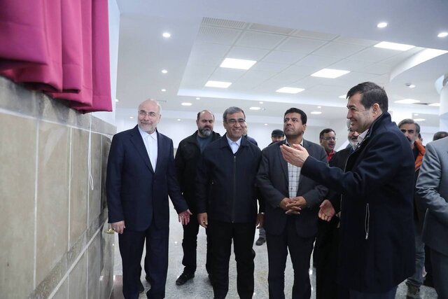 افتتاح بزرگترین سالن ورزشی پس از انقلاب در مشهد با حضور قالیباف و دنیامالی