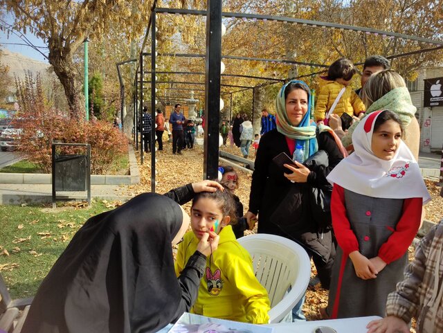 اجرای طرح گذر پاییز در بلوار سیف‌الدوله ملایر