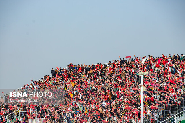 پرسپولیس برد و صدرنشین شد/ تراکتور روی نوار تساوی!