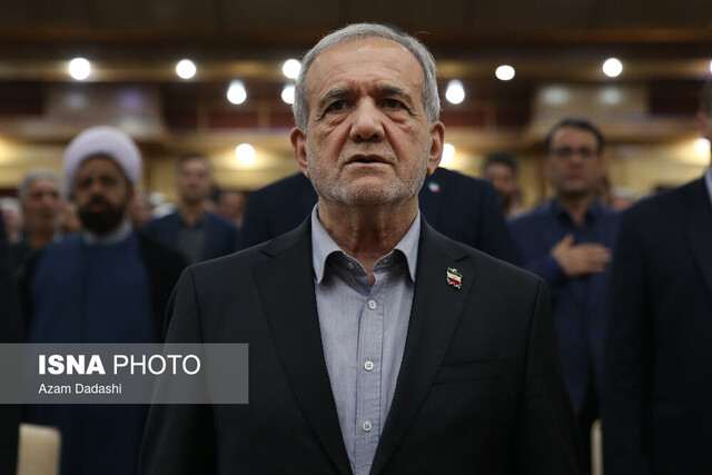 اخبار سیاسی ۱۵ آذر؛ توضیحی درباره بازنشستگی ۲۰ساله خبرنگاران/آخرین دستور پزشکیان برای انتقال آب/آمادگی برای جنگ در دریا