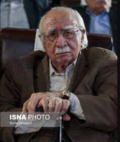 شبی برای ۹۸ سالگی «فتح‌الله مجتبائی»