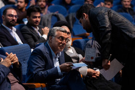 محمدرضا ظفرقندی، وزیر بهداشت، درمان و آموزش پزشکی در بزرگداشت روز دانشجو در دانشگاه علوم پزشکی تهران