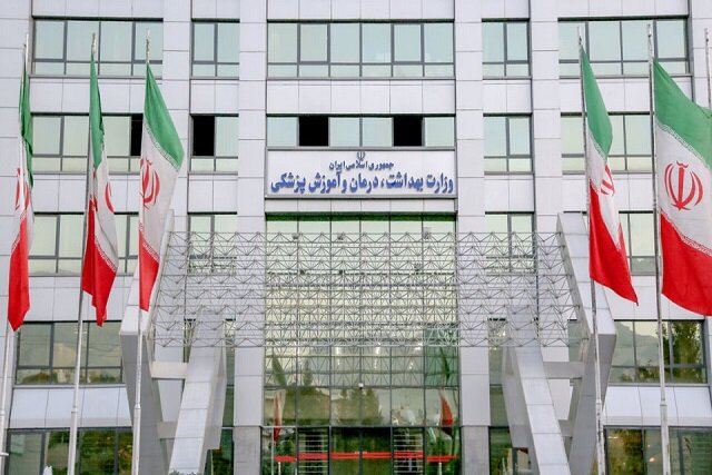 از سوسیس و سیگار تا کاشت ناخن و کراتینه مو؛ کالاهای آسیب‌رسان سلامت اعلام شد