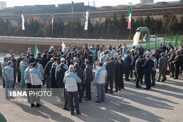 افتتاح ابرپروژه انتقال آب دریا به فولاد مبارکه با حضور رئیس‌جمهور