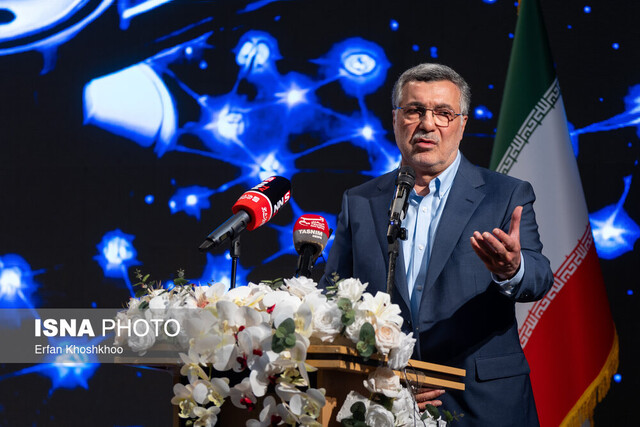 افزایش ظرفیت پذیرش دانشجو معادل رفع نیاز به پزشک مناطق محروم نیست