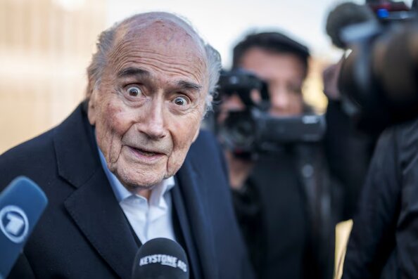 بلاتر: نمی‌دانم جانشین من ترامپ است یا اینفانتینو!