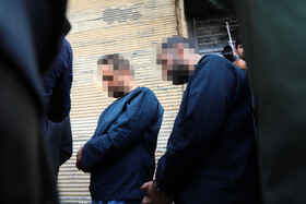 بازسازی صحنه سرقت مسلحانه از یک طلافروشی در کرمانشاه