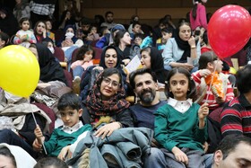 استقبال مردم از اجرای نمایش «پینوکیو»در جشنواره بین المللی تئاتر کودک و نوجوان همدان