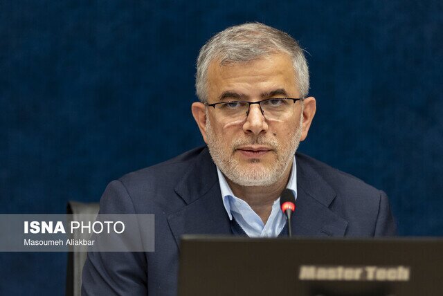 استاندار البرز: هوشیاری، وحدت و مهارت‌آموزی سلاح دانشجویان در میدان کنونی است