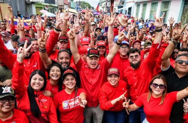 مقام ونزوئلایی: آمریکا نمی‌تواند با  تروریسم روانی ما را در هم بشکند