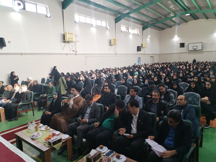 گرامیداشت روز دانشجو در دانشگاه فرهنگیان پردیس زینبیه پیشوا برگزار شد 