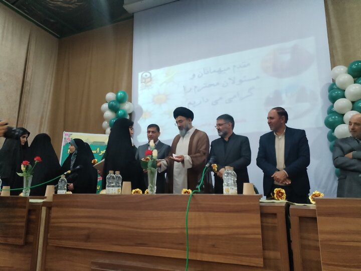 گرامیداشت روز دانشجو در دانشگاه فرهنگیان پردیس زینبیه پیشوا برگزار شد