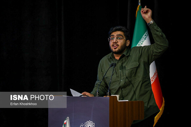 ضرورت تقویت مسئولیتپذیری اجتماعی و اخلاقی دانشجویان در کنار آموزش توسط استادان دانشگاه