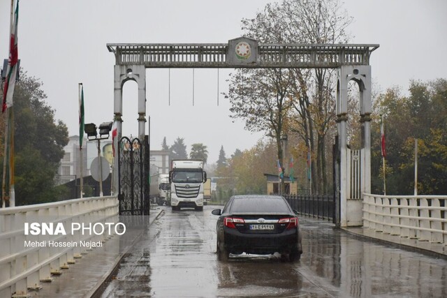 استاندار گیلان از گذرگاه مرزی آستارا عازم اجلاس اقتصادی مسکو شد